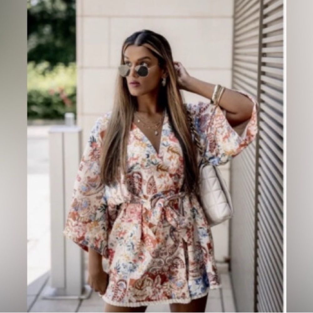 NWT New Zara Printed Kimono Multicolor Cream Floral Size M-L, Dress, Top, Robe - Picture 3 of 13